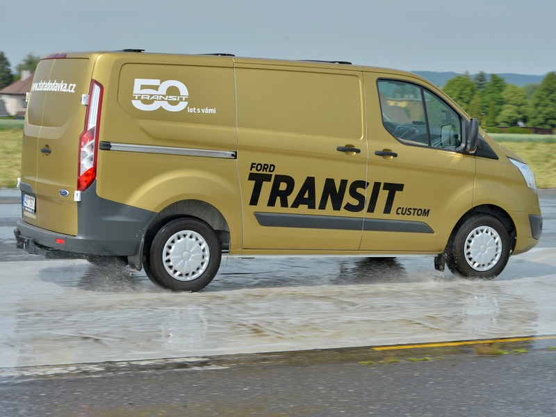 Ford Transit slaví 50. výročí